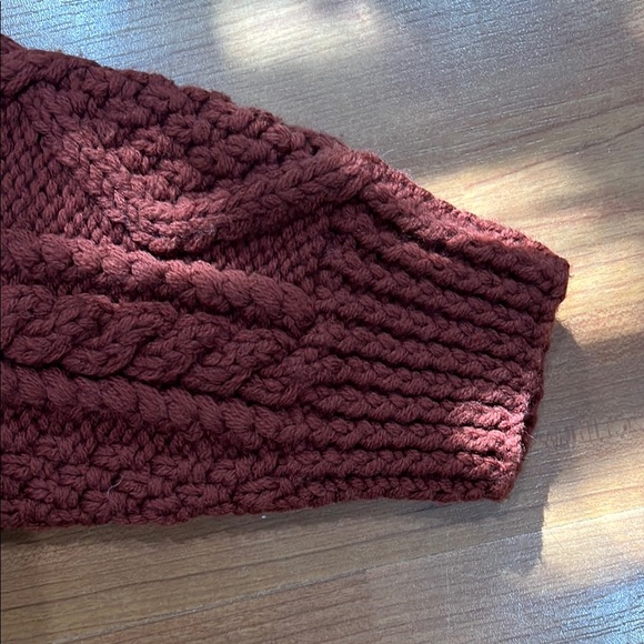 Demoiselle 100% Pure Wool Cable Knit Sweater - Picture 4 of 8